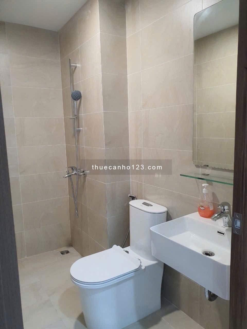 CHO THUÊ CĂN HỘ 1PN MỚI BÀN GIAO GIÁ 3,5 TRIỆU