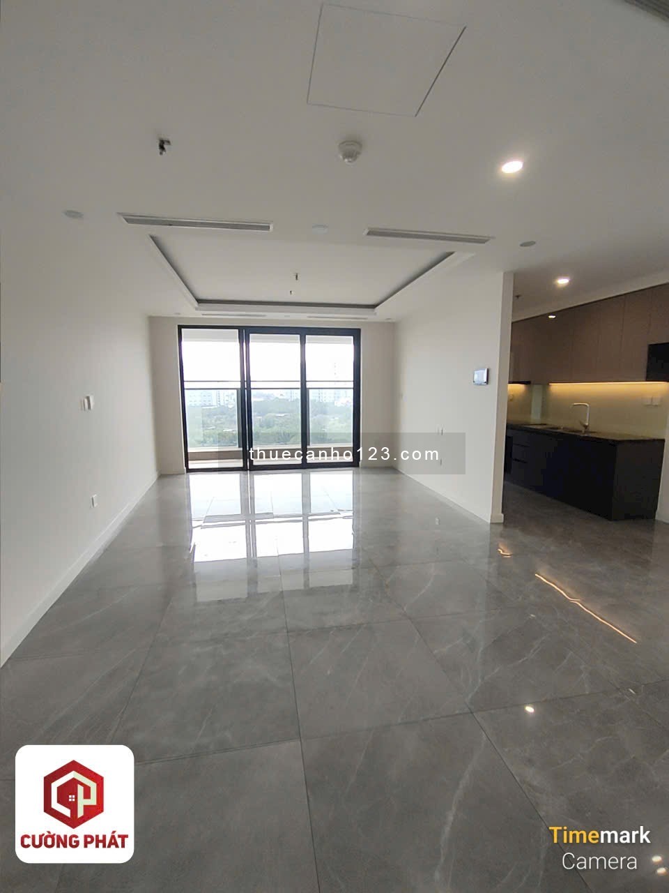 Cho Thuê Căn Hộ Cao Cấp Sunshine Diamond River Q7 nhà mới bàn giao, yên tĩnh rộng rãi 100m2