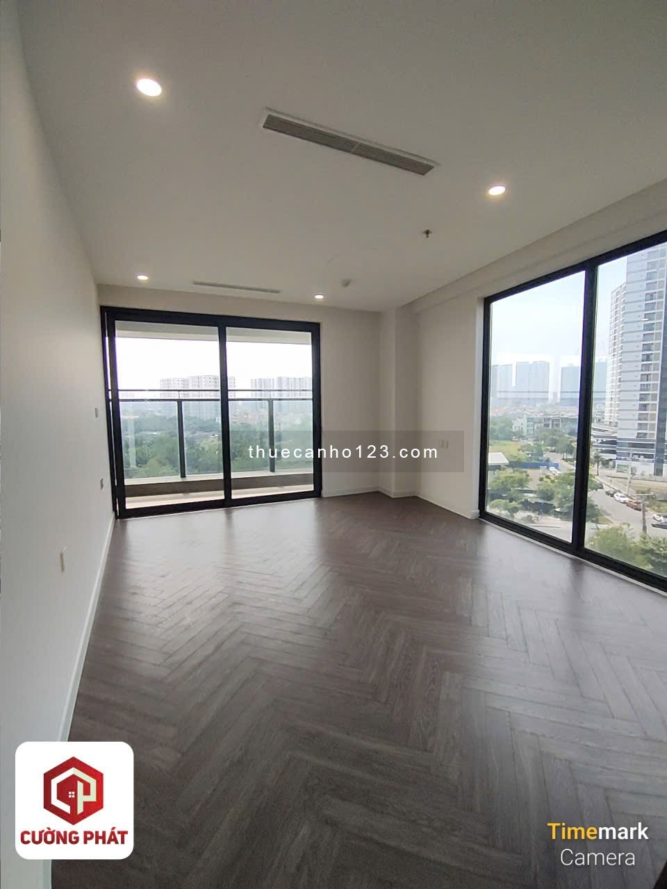 Cho Thuê Căn Hộ Cao Cấp Sunshine Diamond River Q7 nhà mới bàn giao, yên tĩnh rộng rãi 100m2