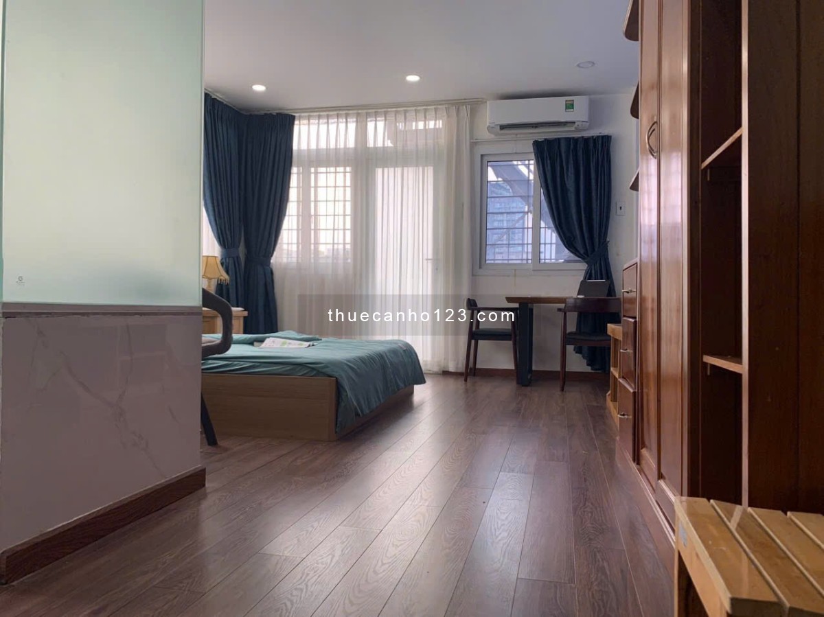 Căn Ban Công - 30m2 - Ngay Cầu calmette - ĐH Ngân Hàng - Phố Đi Bộ Nguyễn Huệ - Chợ Bến Thành