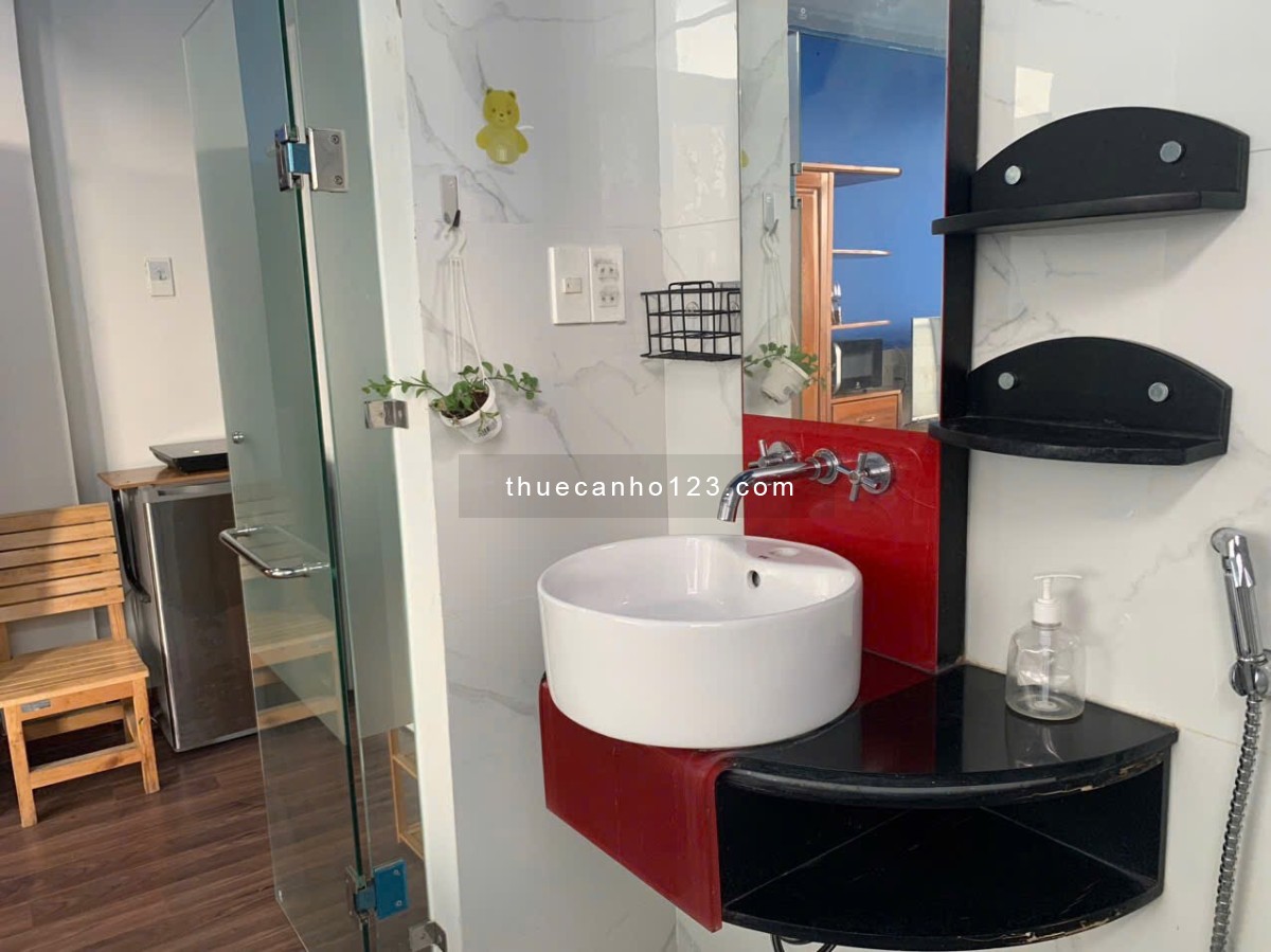 Căn Ban Công - 30m2 - Ngay Cầu calmette - ĐH Ngân Hàng - Phố Đi Bộ Nguyễn Huệ - Chợ Bến Thành