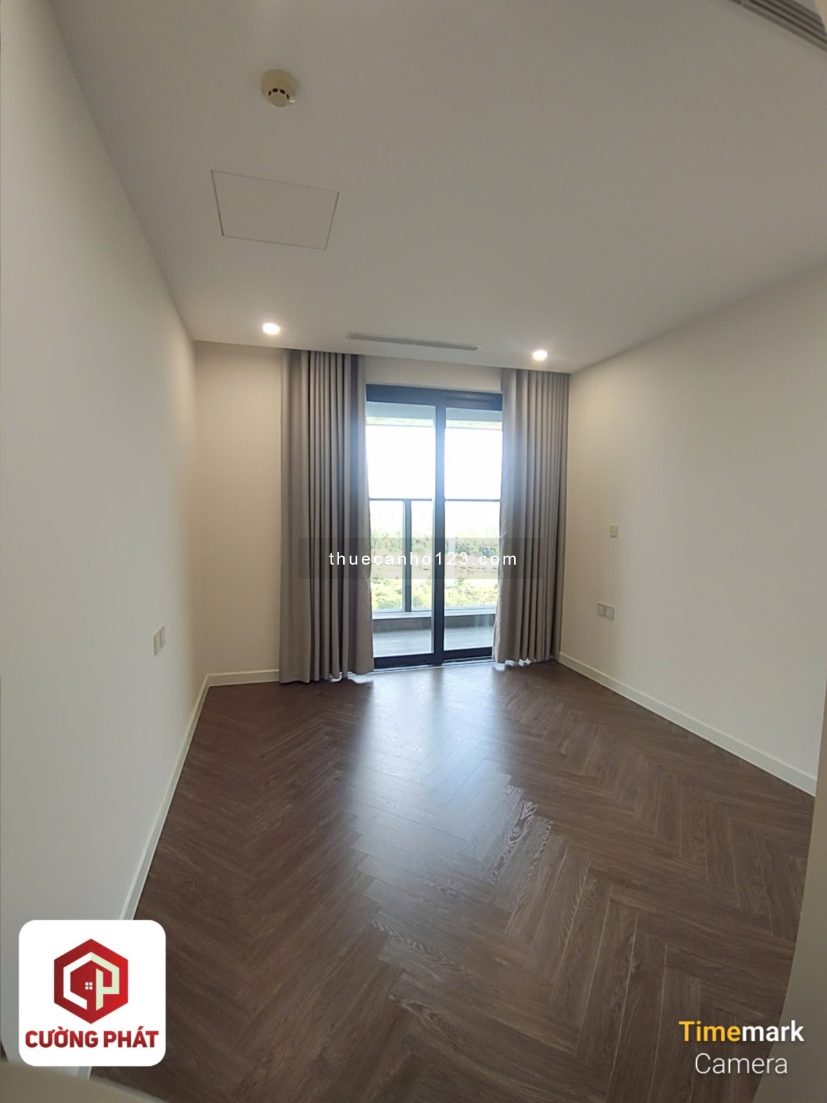 Sunshine Diamond River Q7 nhà mới 2 pn đẹp rộng rãi giá 14tr , cho thuê căn hộ chung cư siêuu đẹp