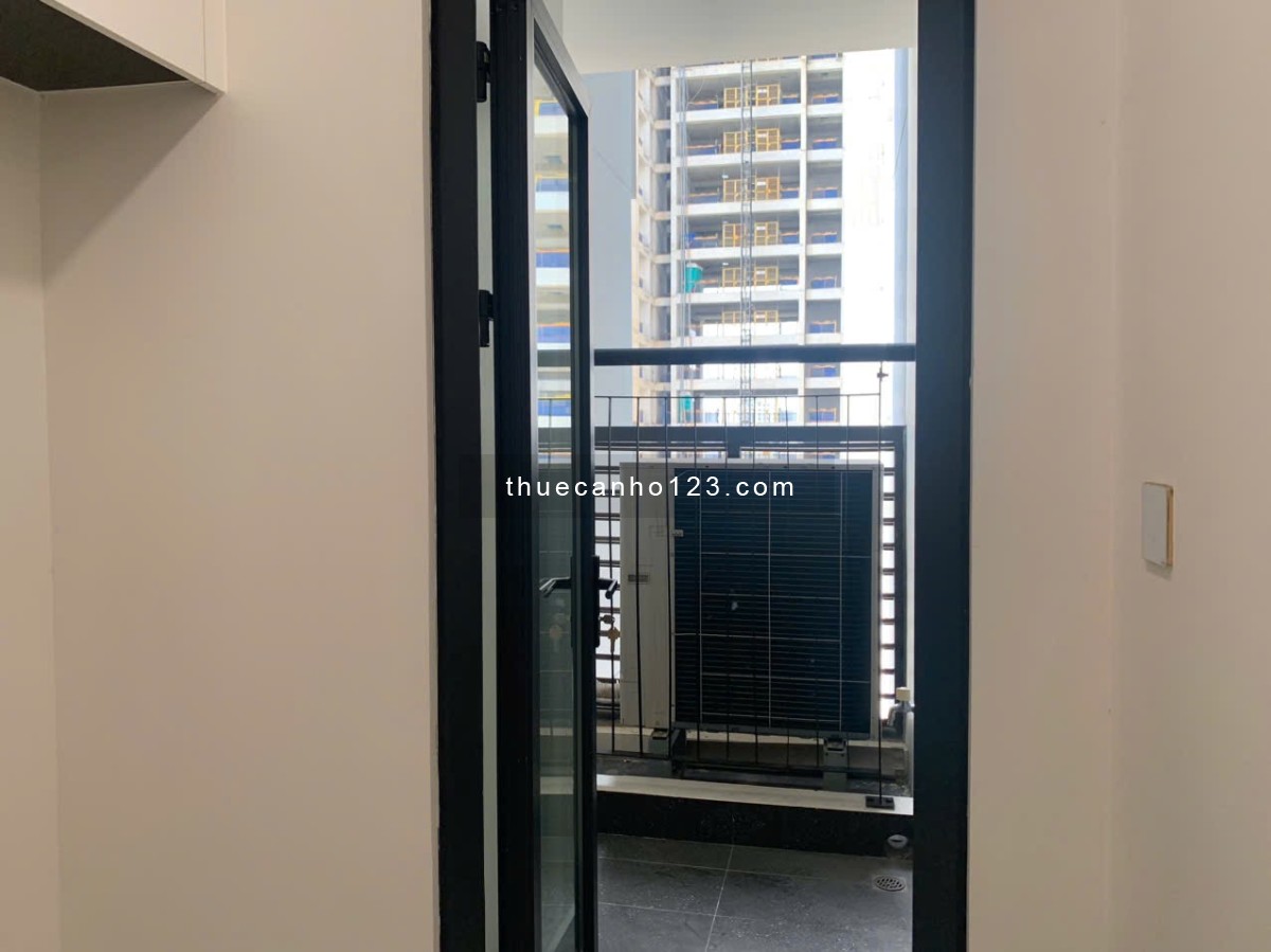 Căn hộ cho thuê 2 phòng ngủ, nhà đẹp, view liền kề Phú Mỹ Hưng tại Sunshine Sky City Q7 giá ưu đãi