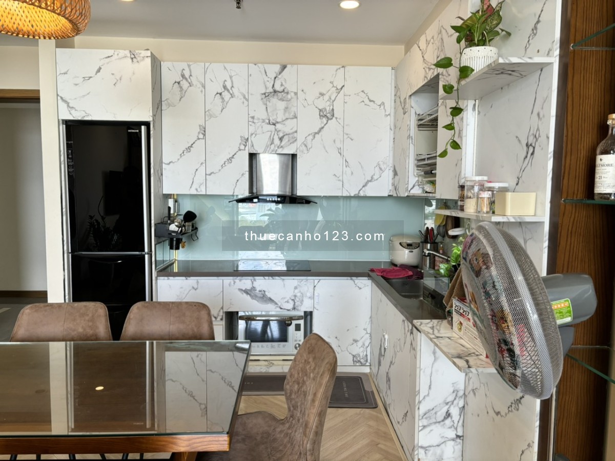 HOT Căn hộ Saigon Airport Plaza 2 phòng ngủ và 2 WC, Nội thất cao cấp 18 Triệu Tel 0906.887.586 Quân