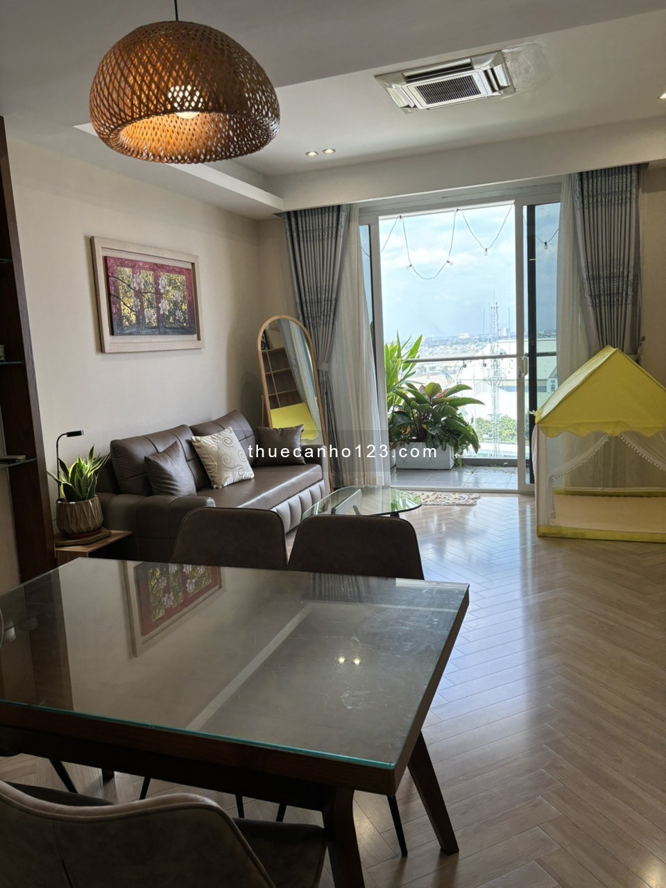 HOT Căn hộ Saigon Airport Plaza 2 phòng ngủ và 2 WC, Nội thất cao cấp 18 Triệu Tel 0906.887.586 Quân