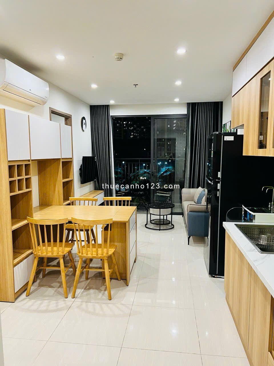 Cho thuê căn hộ 2PN 2WC tại vinhomes Grand Park ( TP Thủ Đức )