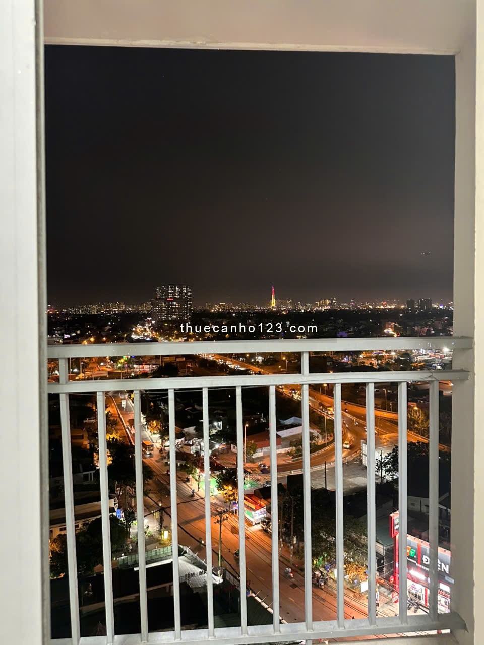 Cho thuê chung cư Stown Thủ Đức 7tr/tháng full nội thất tầng trung