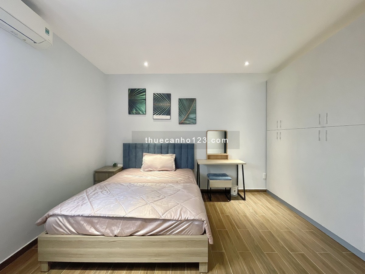 Cho thuê căn hộ 1 phòng ngủ toà nhà sang sịn mịn có hồ cá Koi ngay Lê Văn Sỹ Quận 3