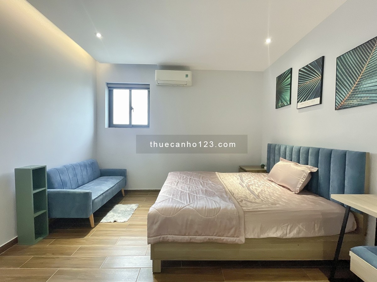 Cho thuê căn hộ 1 phòng ngủ toà nhà sang sịn mịn có hồ cá Koi ngay Lê Văn Sỹ Quận 3