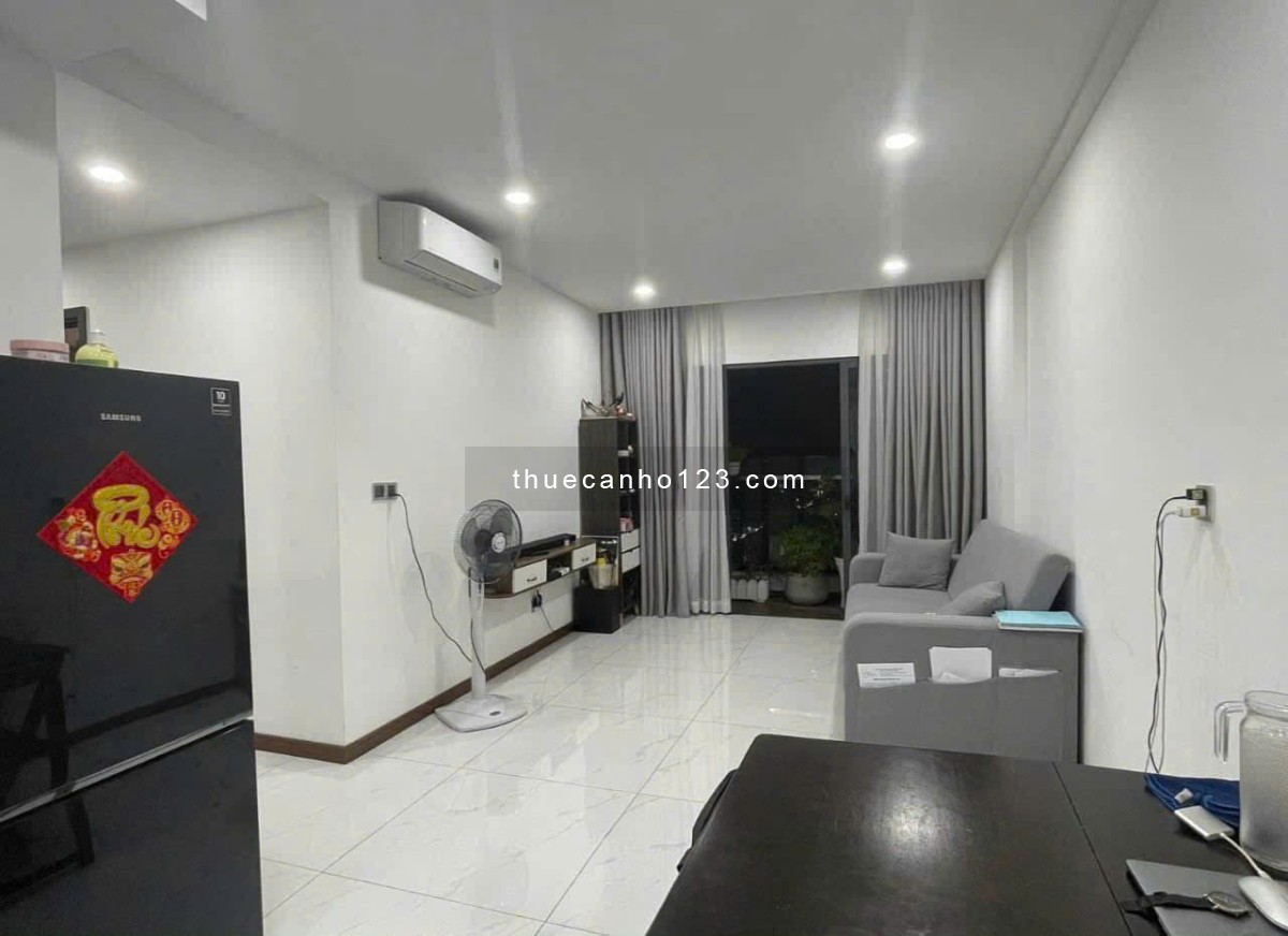 Chung cư Carillon 3, Hoàng Hoa Thám, TB: Lầu 14, 2pn, 2wc 11tr5, nội thất