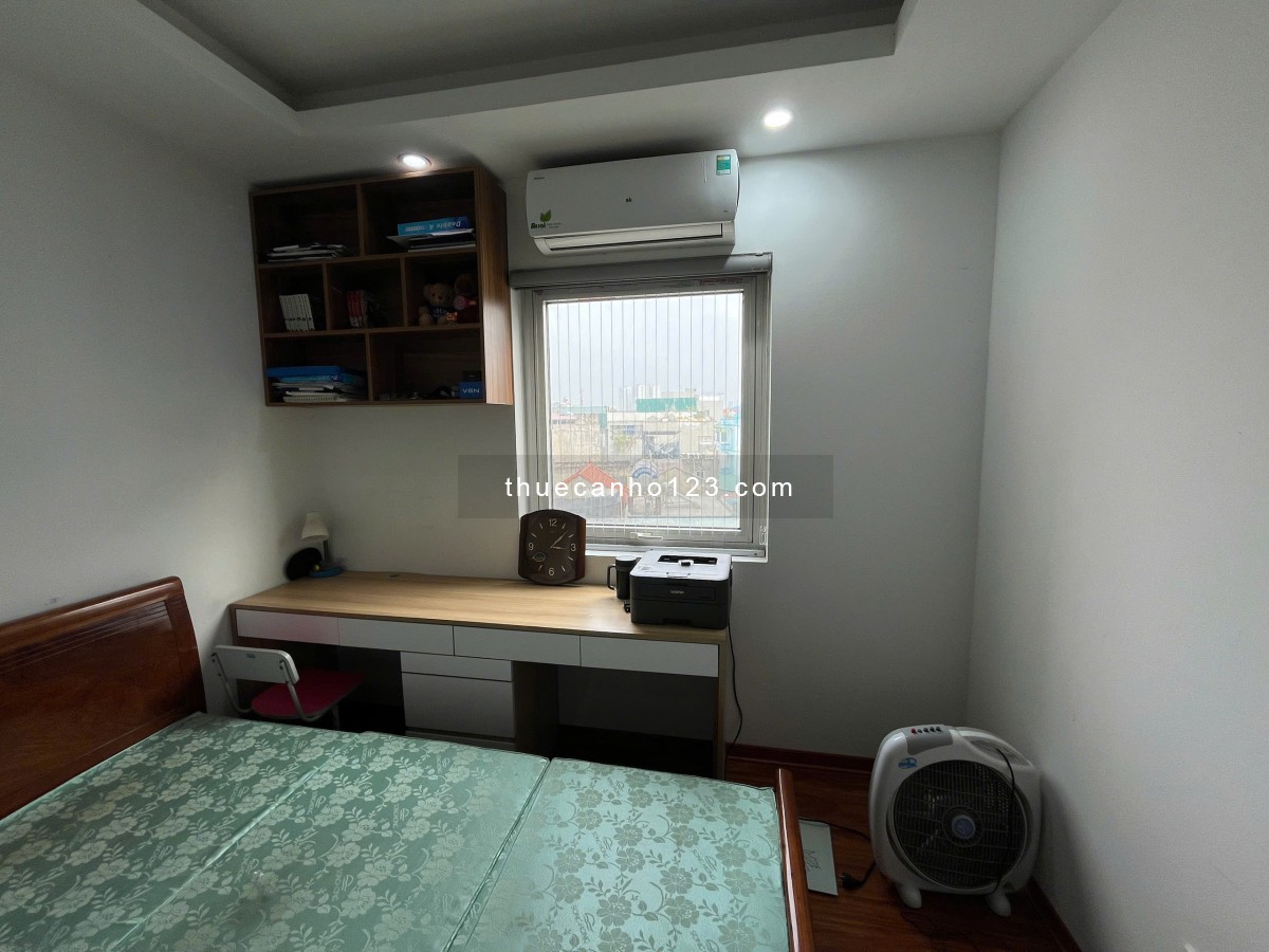 Cho thuê căn hộ chung cư 2 ngủ 2 vệ sinh, C13 - Bộ Quốc Phòng