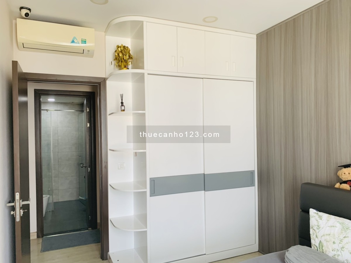 Thuê căn hộ Kingston Residence 2 phòng ngủ /2WC view thoáng full tiện nghi 20 Triệu 0906.887.586