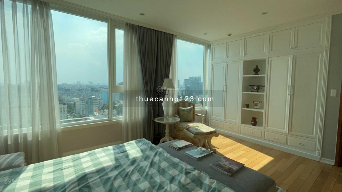 Chủ nhà cho thuê căn hộ CC cao cấp PN Techcons, dt: 140m2, 3PN, giá: 18 triệu