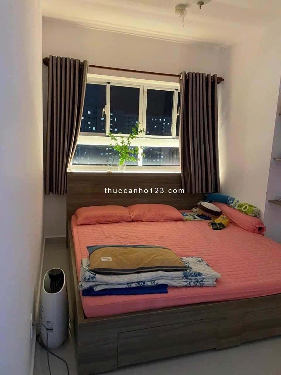 Chung cư Carillon 5, Luỹ Bán Bích, TP: 12tr đầy đủ nt, 2pn, nhà mới