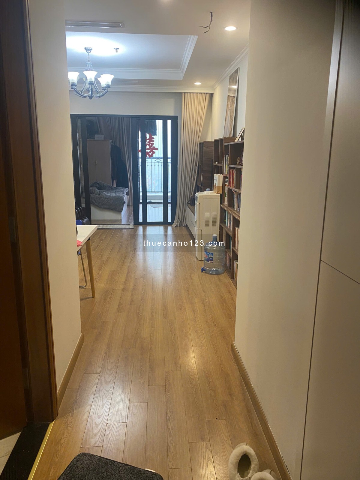 Gấp gấp, căn hộ Royal City đang cho thuê giá chỉ 16tr/tháng, bao phí dịch vụ đến hết tháng 9