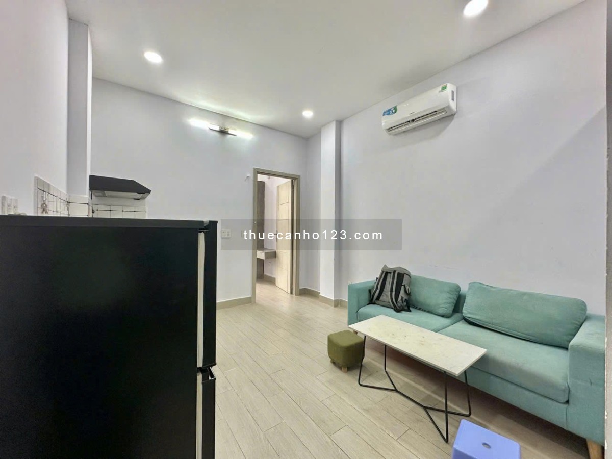 Căn Hộ 1 Phòng Ngủ Cho Thuê Full Nội Thất, Máy Giặt Riêng, Bancon, Ngay Cách Mạng Tháng 8 Quận 3