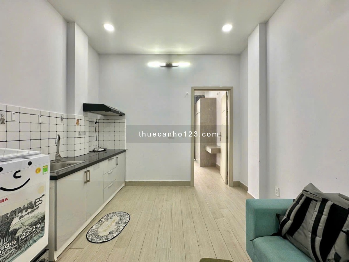 Căn Hộ 1 Phòng Ngủ Cho Thuê Full Nội Thất, Máy Giặt Riêng, Bancon, Ngay Cách Mạng Tháng 8 Quận 3
