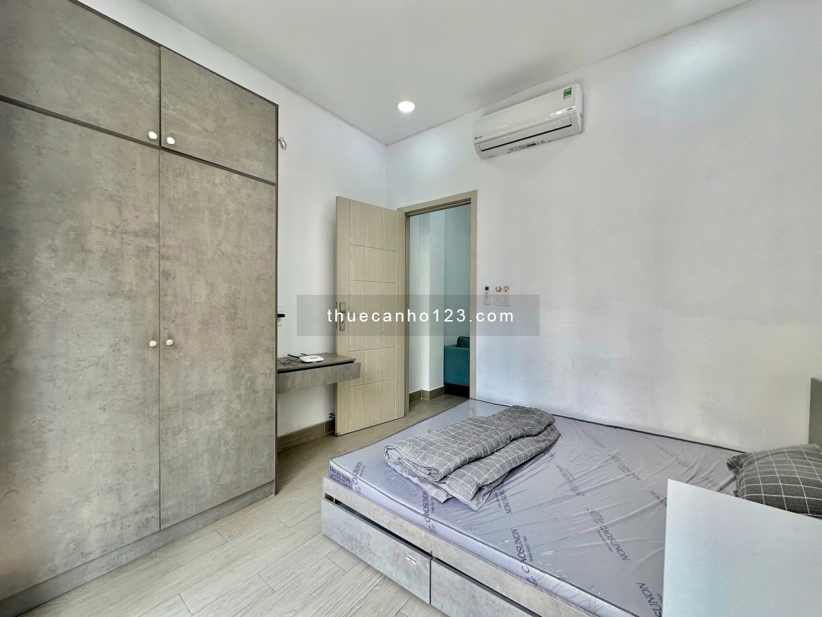 Căn Hộ 1 Phòng Ngủ Cho Thuê Full Nội Thất, Máy Giặt Riêng, Bancon, Ngay Cách Mạng Tháng 8 Quận 3