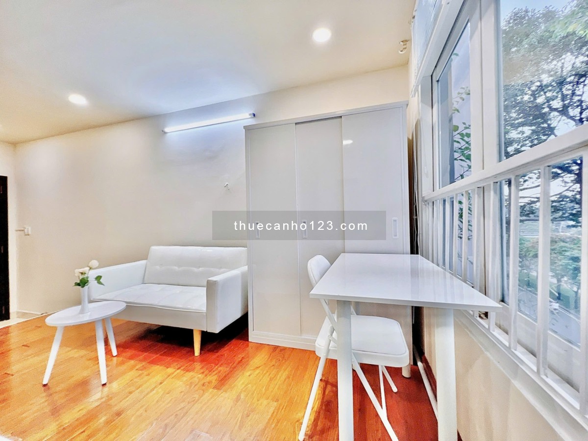 Căn Hộ Studio Full Nội Thất View đẹp Ngay Bờ Kè Hoàng Sa Trường Sa Quận 1