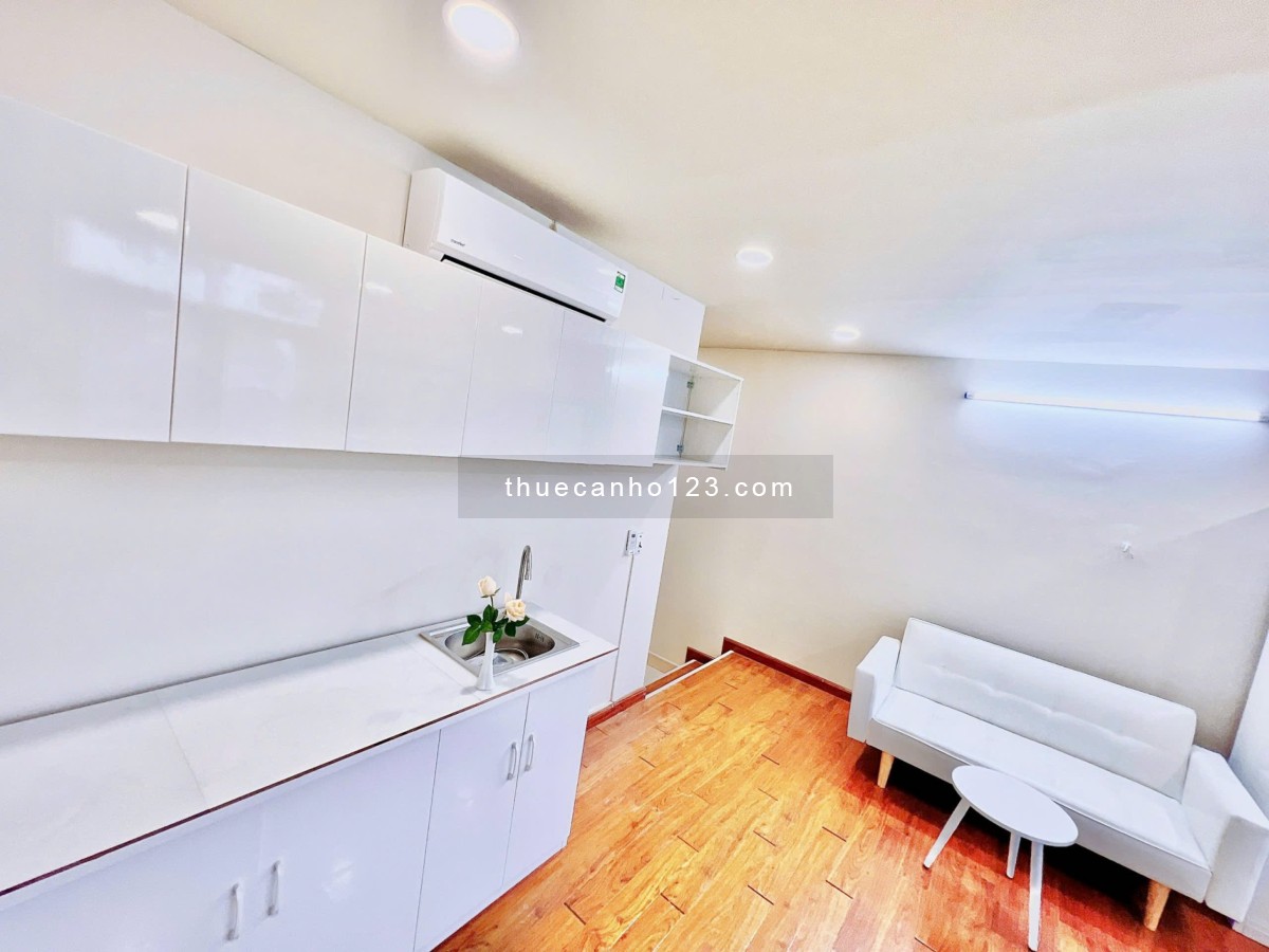 Căn Hộ Studio Full Nội Thất View đẹp Ngay Bờ Kè Hoàng Sa Trường Sa Quận 1