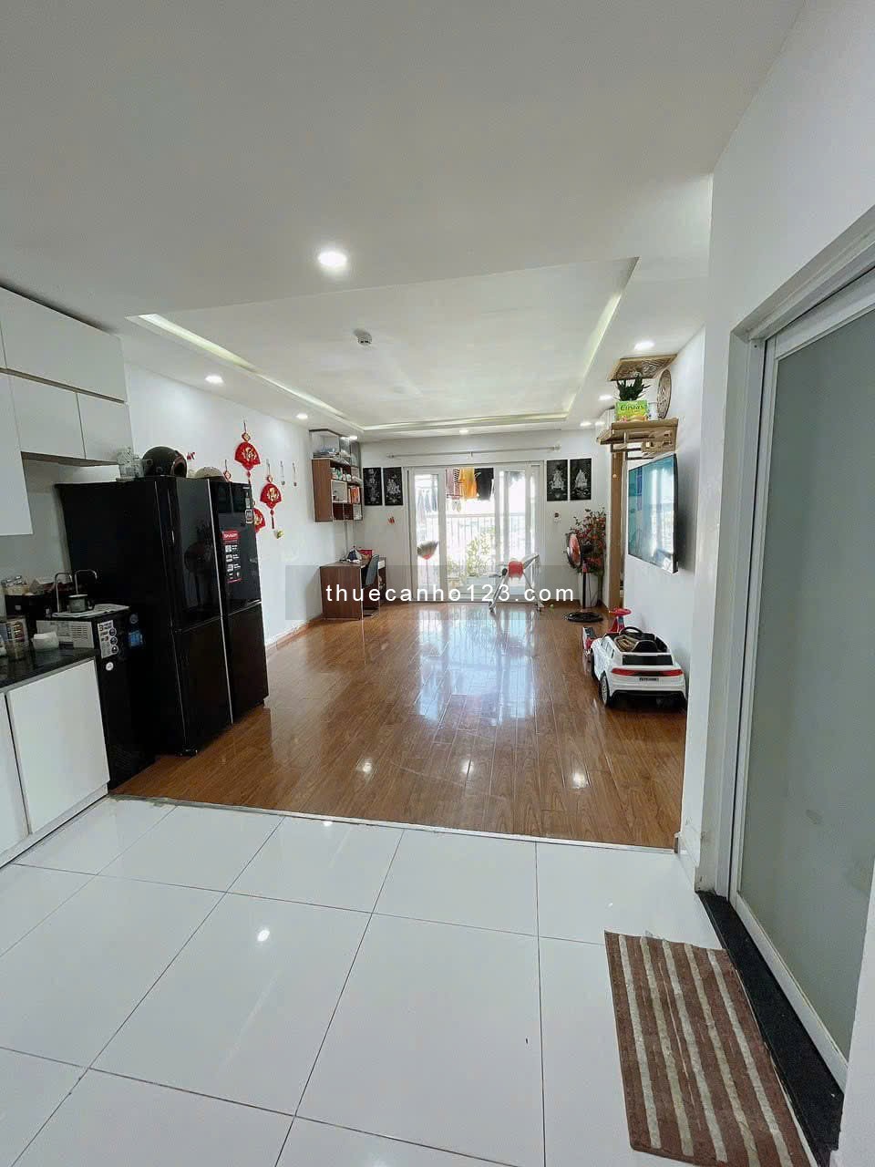 Cho thuê CC Splendor, Nguyễn Oanh, GV: 12tr/th, 3p ngủ, 2wc có nt lầu 5