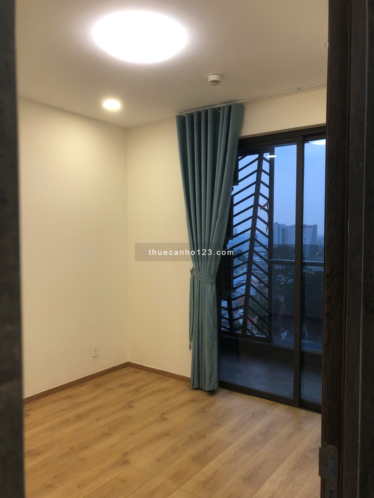 CĂN HỘ 58m2=14TR, 72m2=16TR,90m2=20TR PARK LEGEND Hoàng Văn Thụ, Gần Sân Bay, LH 0906 887 586