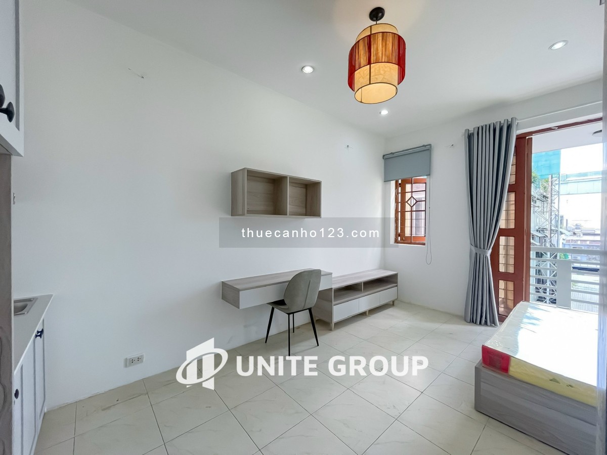 Cho thuê căn hộ full nội thất, ban công mặt tiền gần Vạn Hạnh Mall, Công Trường Dân Chủ, ĐHSP