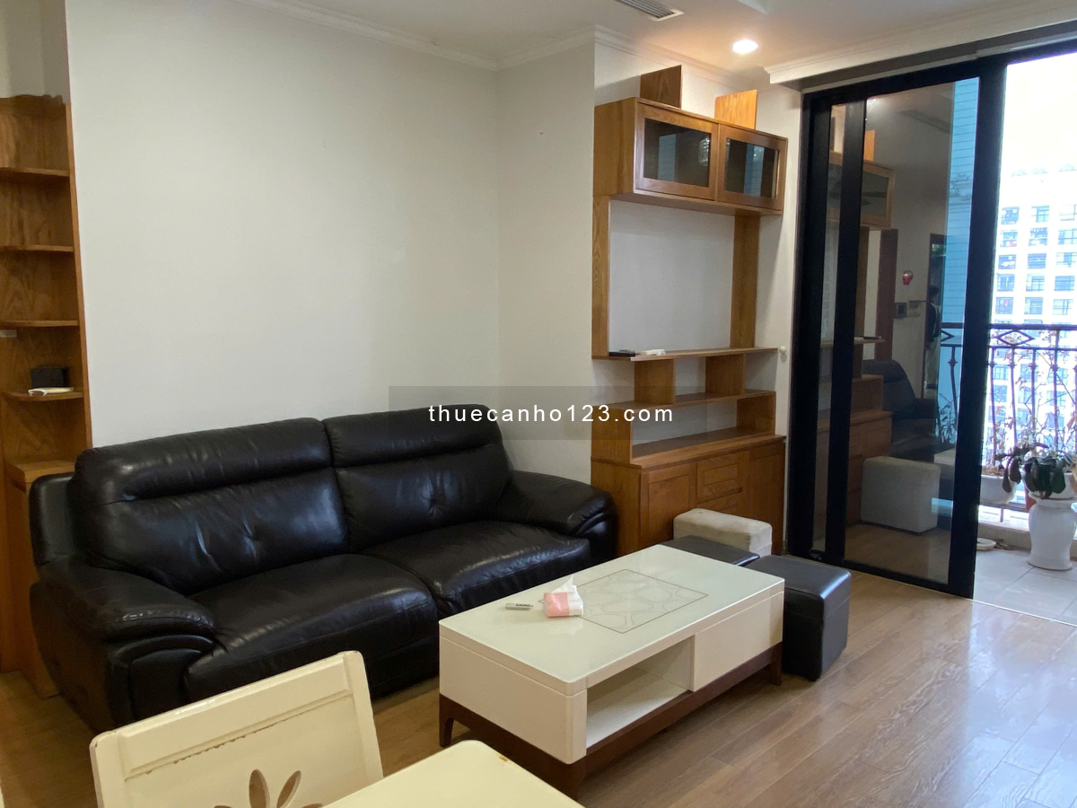 Cho thuê căn R6 Royal City siêu rẻ từ 17tr