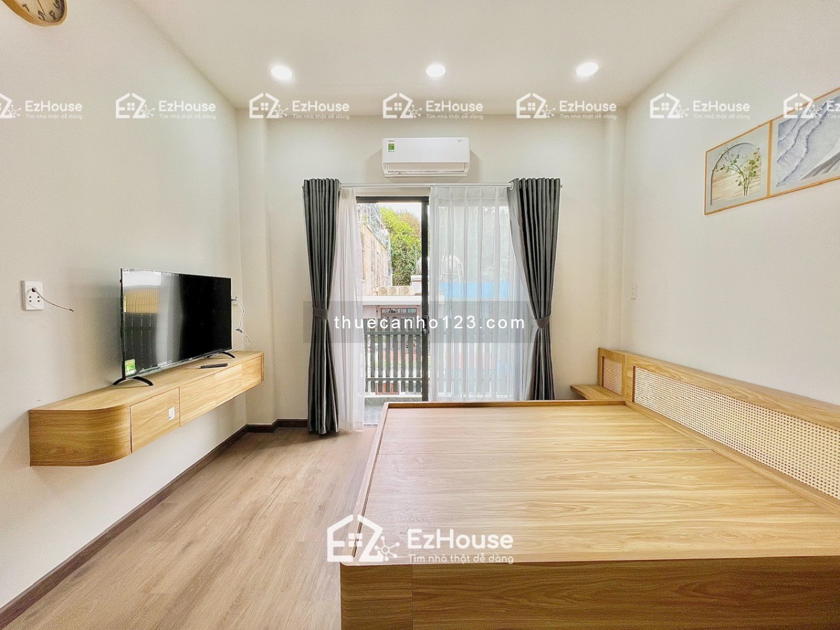 Cho thuê căn hộ ban công full nội thất Tân Bình