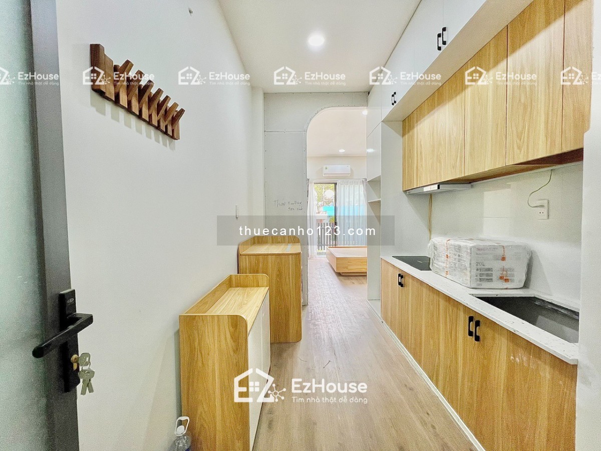 Cho thuê căn hộ ban công full nội thất Tân Bình