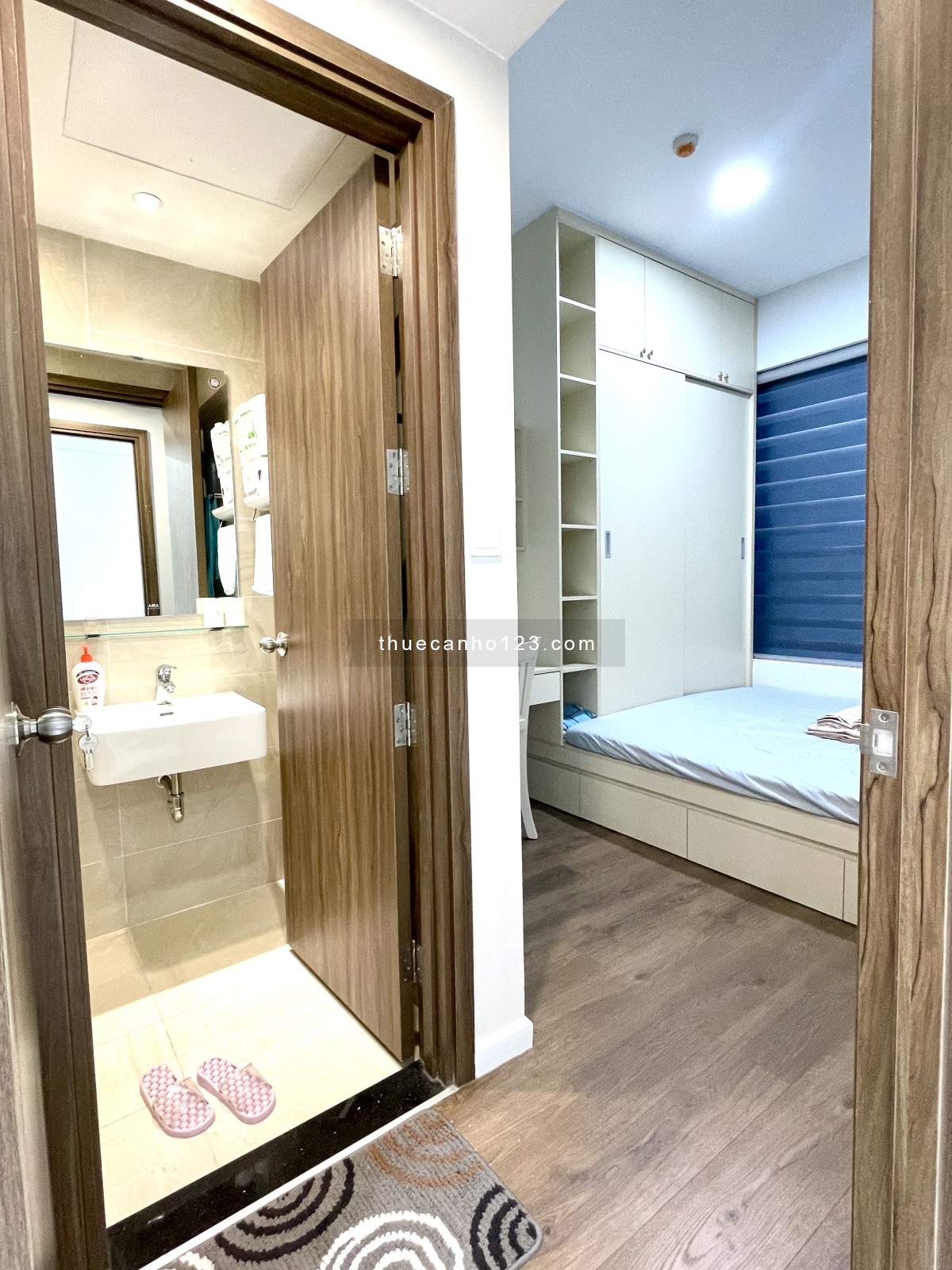 Căn hộ 2pn ,61 m2 full nội thất mới và đẹpView hồ bơi, tầng 10