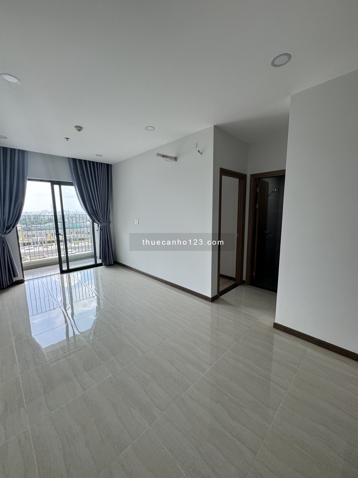Cho thuê căn hộ mới tinh 2PN, 2WC