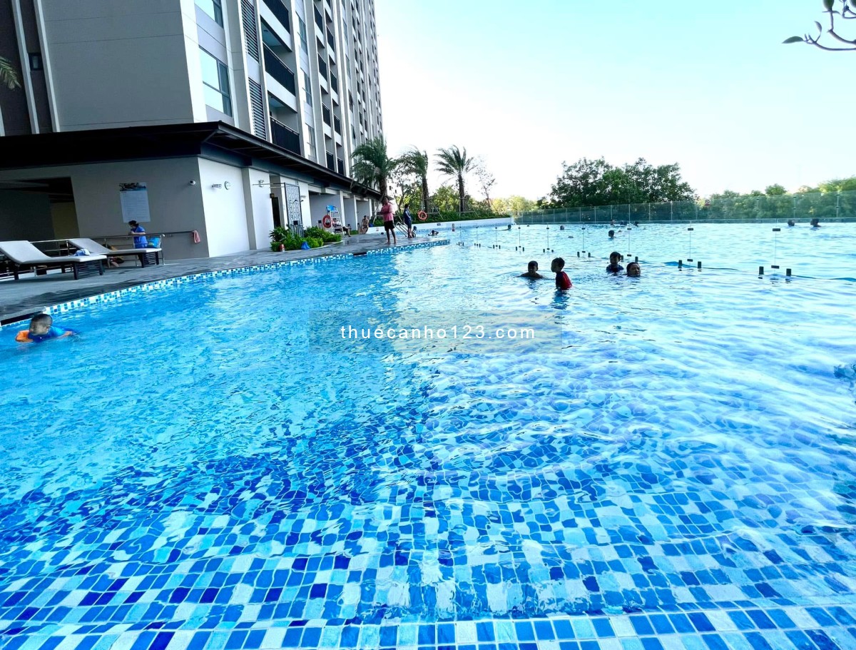 Căn hộ 2pn ,61 m2 full nội thất mới và đẹpView hồ bơi, tầng 10