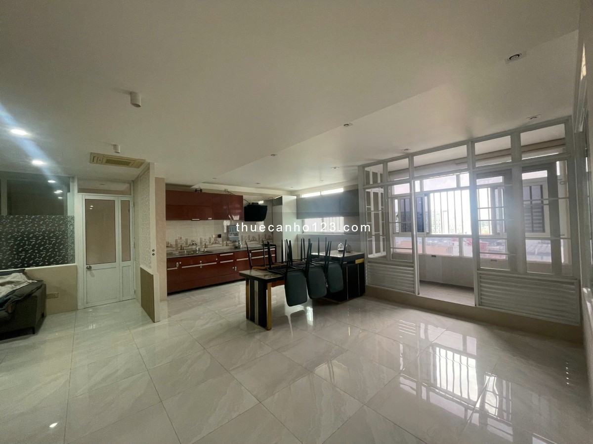 Cho thuê căn hộ Penthouse 4pn3wc-140m2 chung cư Cộng Hòa Plaza giá chỉ 20tr/th. LH 0932 192 028-Mai