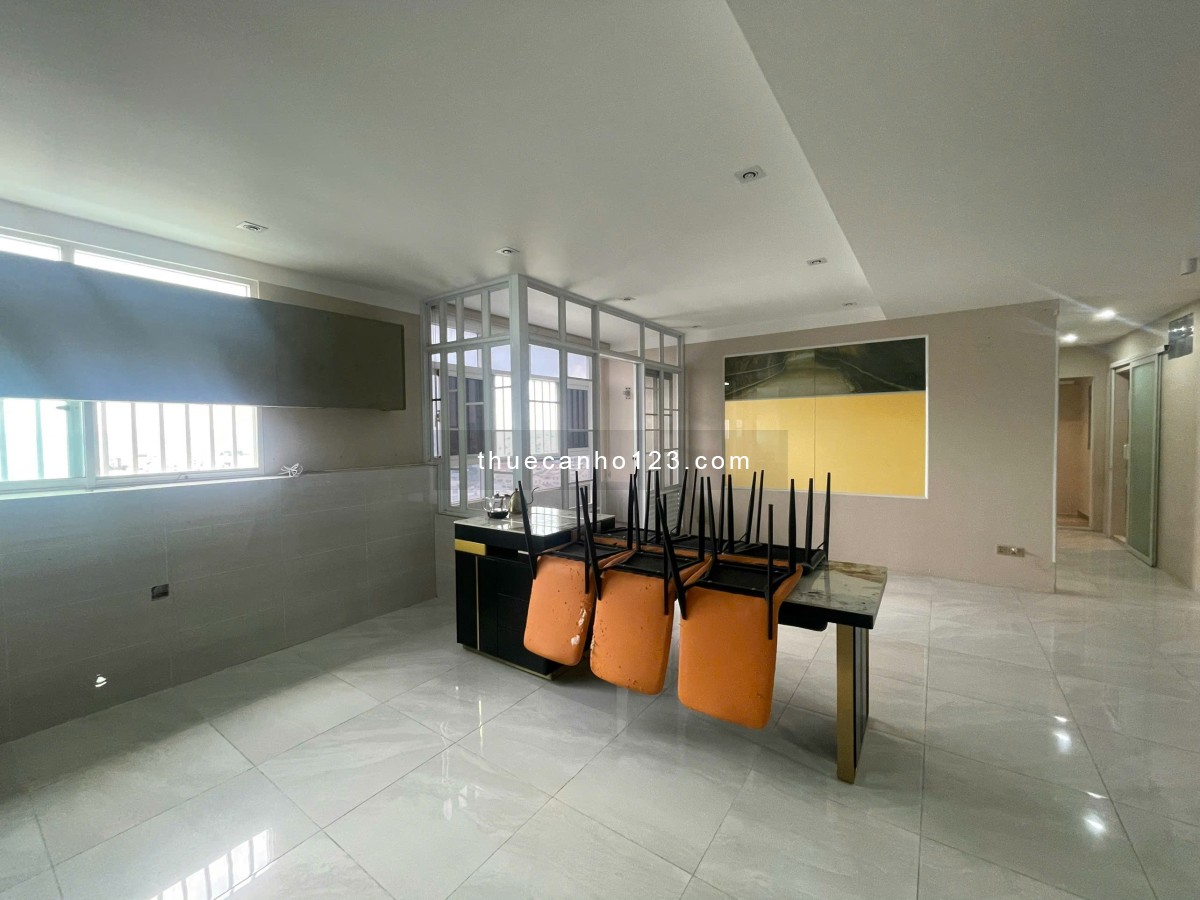 Cho thuê căn hộ Penthouse 4pn3wc-140m2 chung cư Cộng Hòa Plaza giá chỉ 20tr/th. LH 0932 192 028-Mai