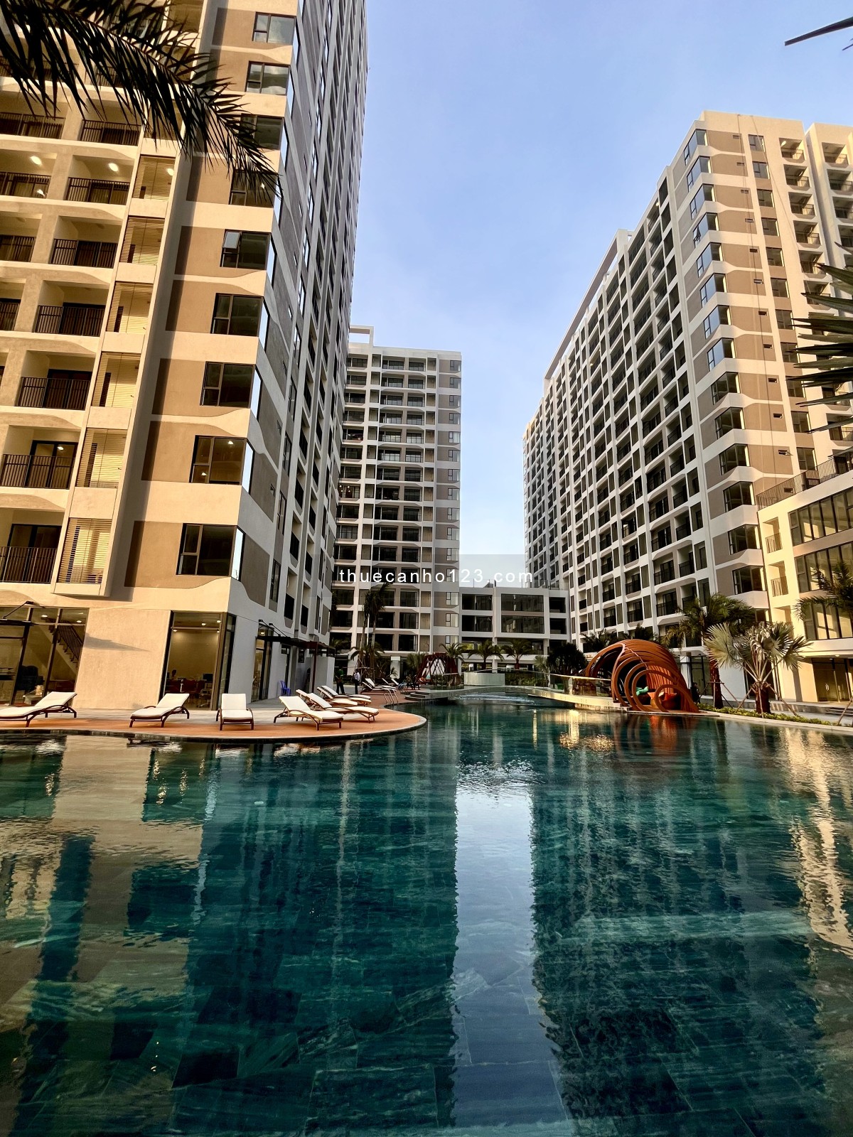 Căn hộ đẹp Quận 9, giá thuê đang còn rẻ, tranh thủ xem ngay!