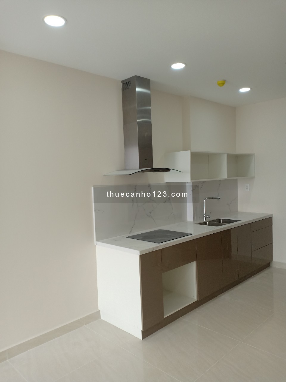 Chủ đầu tư Tân Bình cho thuê gấp căn hộ Park Legend 2 PN, 1 WC, giá cực ưu đãi