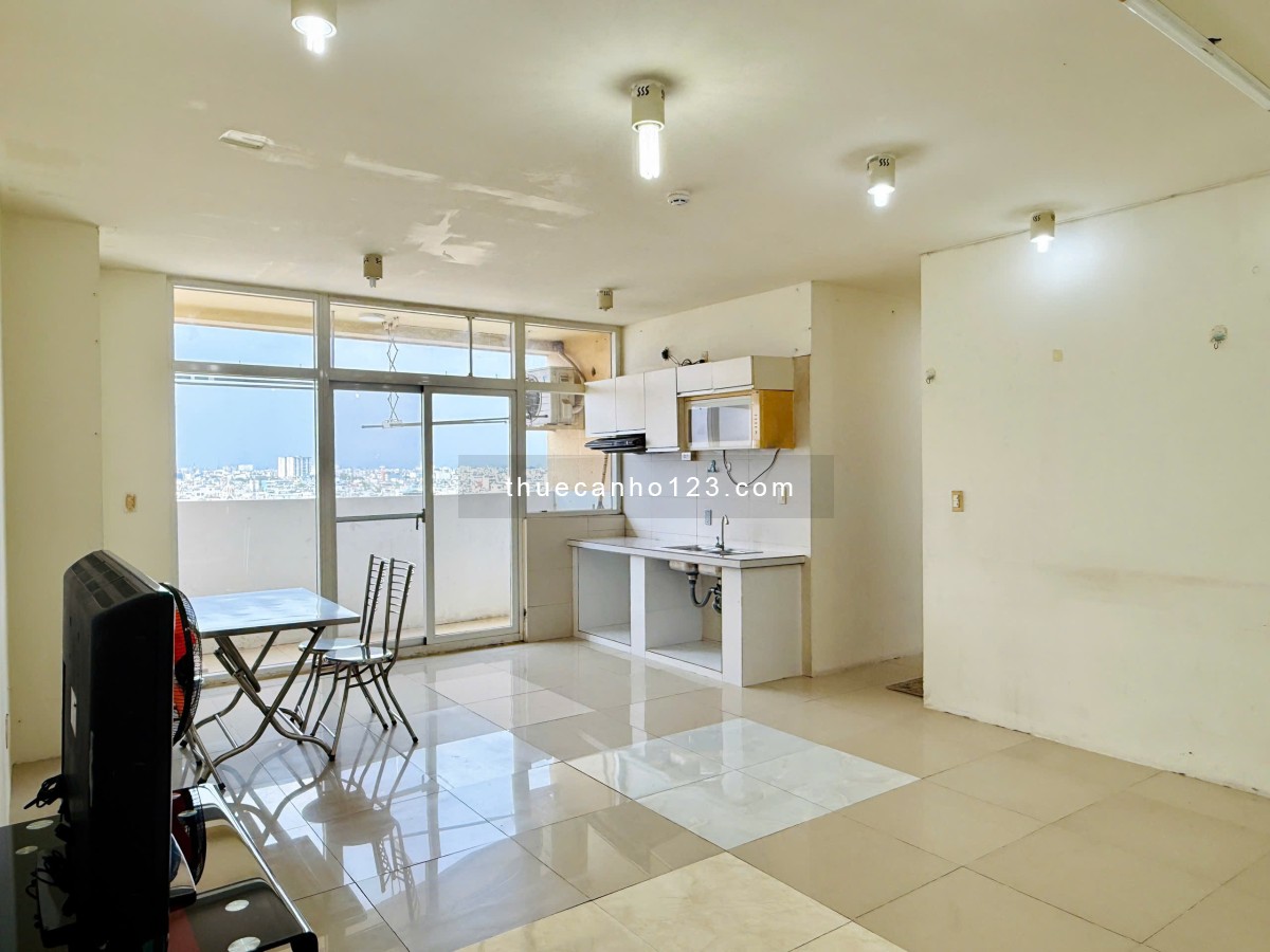 Căn góc 83m2 Hoàng Kim 7.5tr/tháng nội thất ban công thoáng mát, an ninh