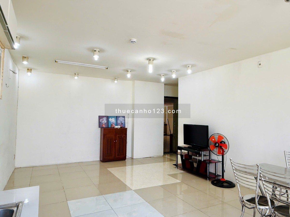 Căn góc 83m2 Hoàng Kim 7.5tr/tháng nội thất ban công thoáng mát, an ninh