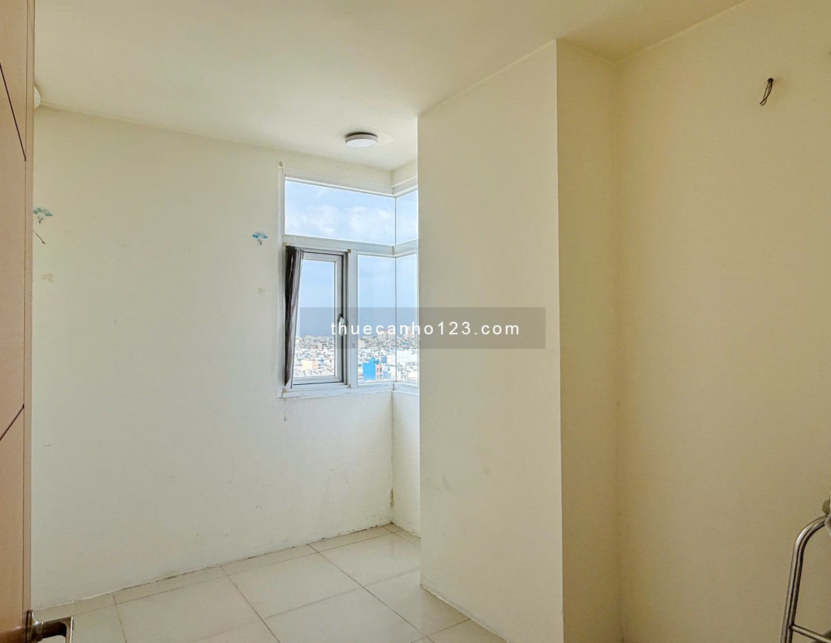 Căn góc 83m2 Hoàng Kim 7.5tr/tháng nội thất ban công thoáng mát, an ninh