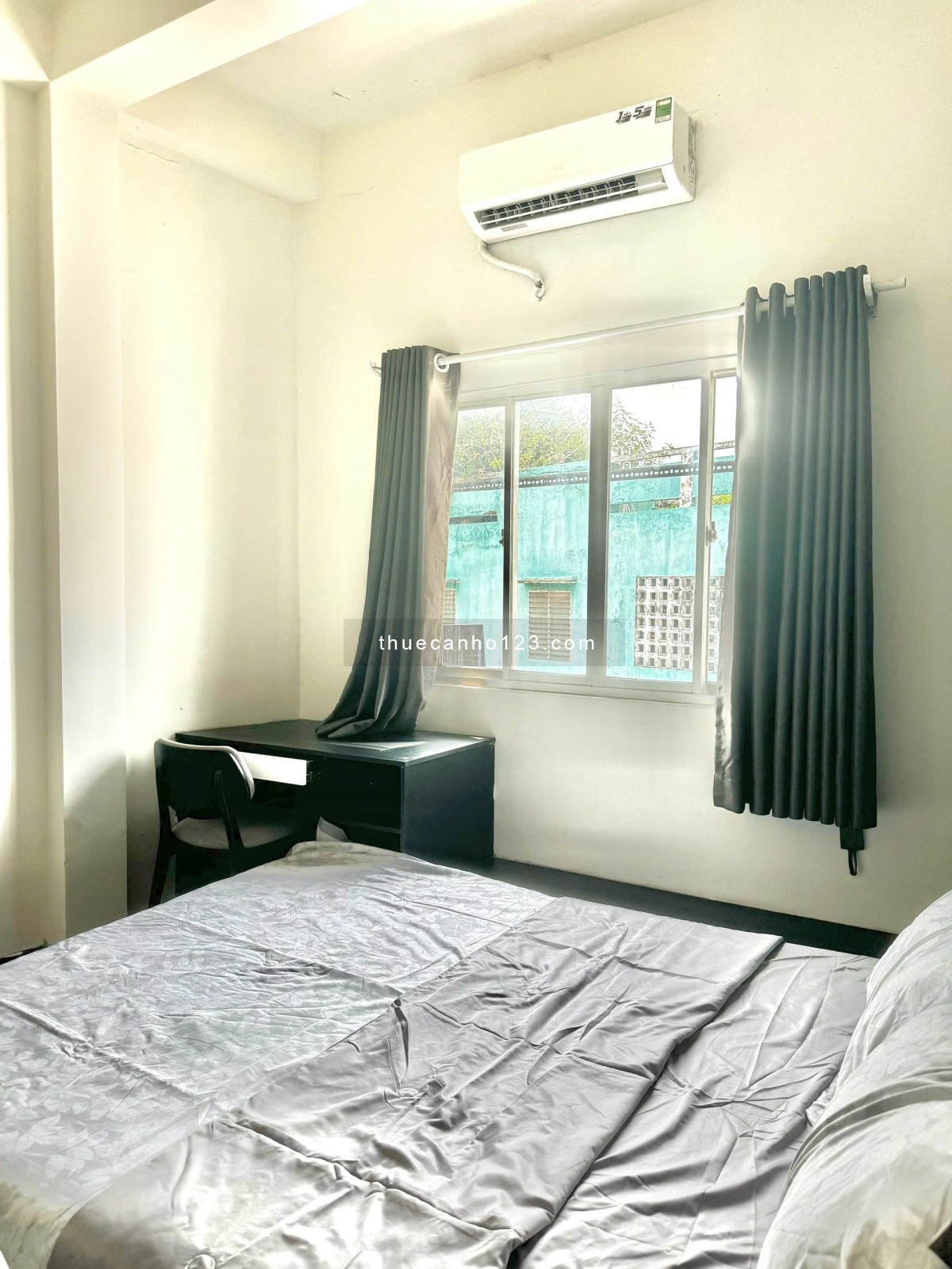 Cho Thuê Căn Studio Cửa Sổ Lớn Gần Chợ Bến Thành, Cầu Calmette Quận 1