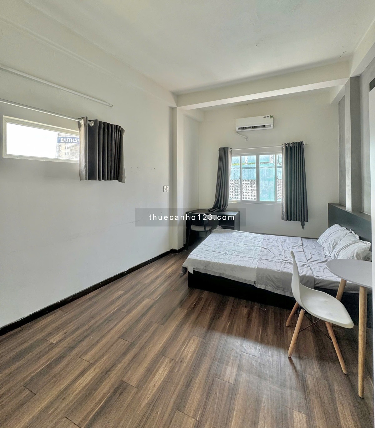 Cho Thuê Căn Studio Cửa Sổ Lớn Gần Chợ Bến Thành, Cầu Calmette Quận 1