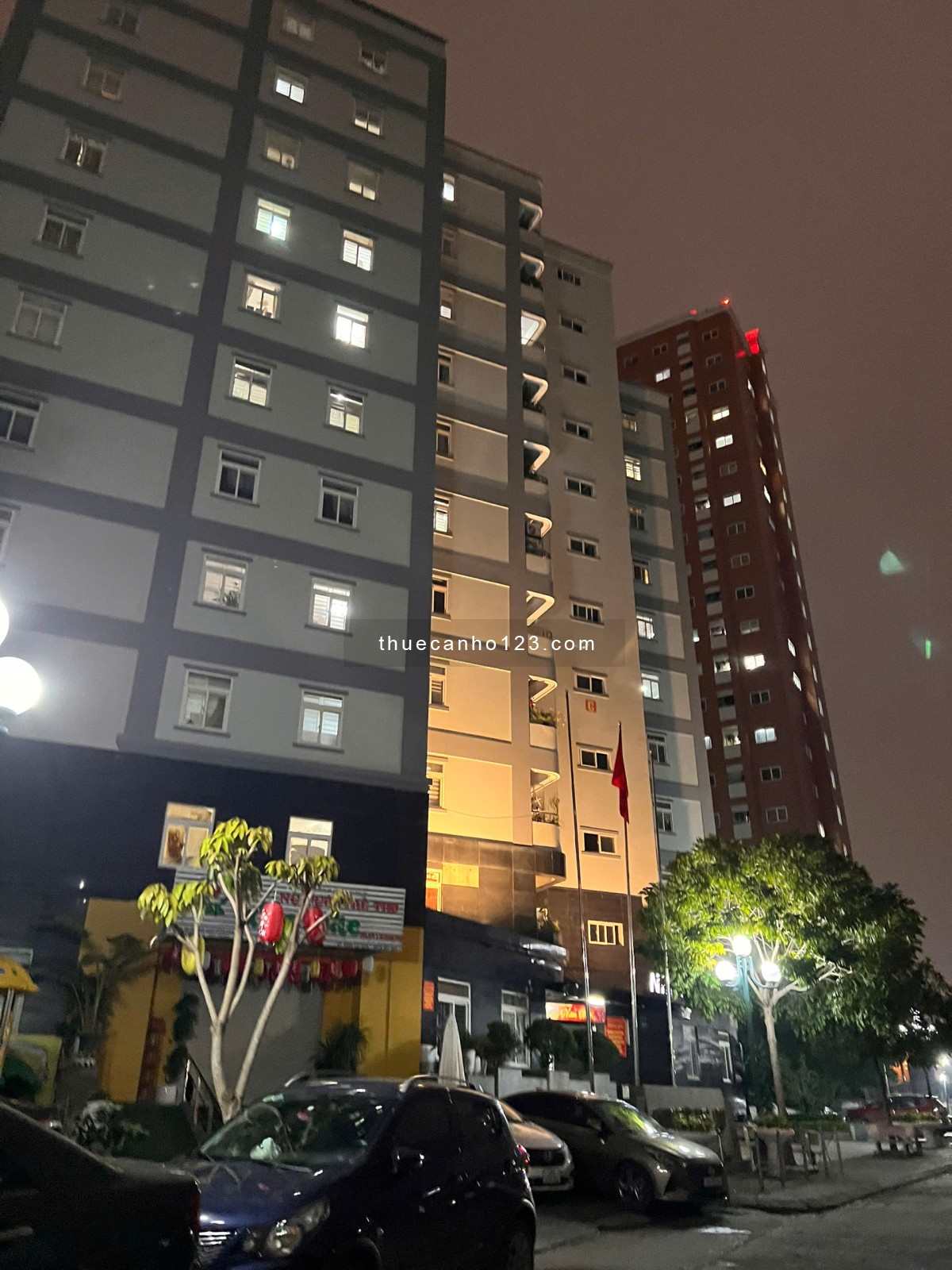 Chính chủ cho thuê Chung cư 80m2, 2 PN, 2 PVS, nhà C chung cư Bộ Quốc phòng, 120 Hoàng Quốc Việt