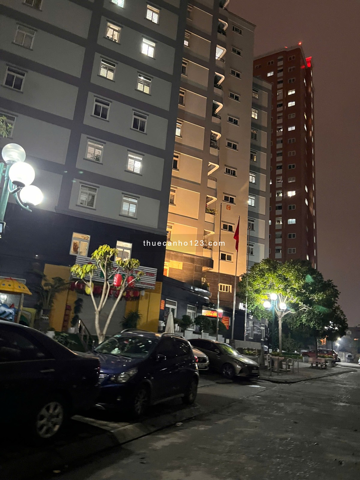 Chính chủ cho thuê Chung cư 80m2, 2 PN, 2 PVS, nhà C chung cư Bộ Quốc phòng, 120 Hoàng Quốc Việt