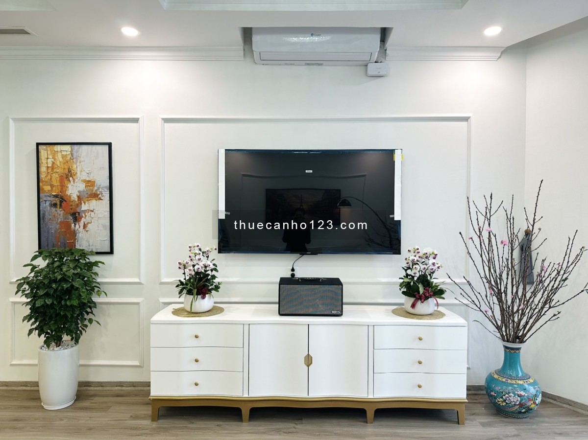 Chính chủ cho thuê Vinhomes Westpoint siêu đẹp 2 phòng ngủ giá chỉ 17 triệu/tháng