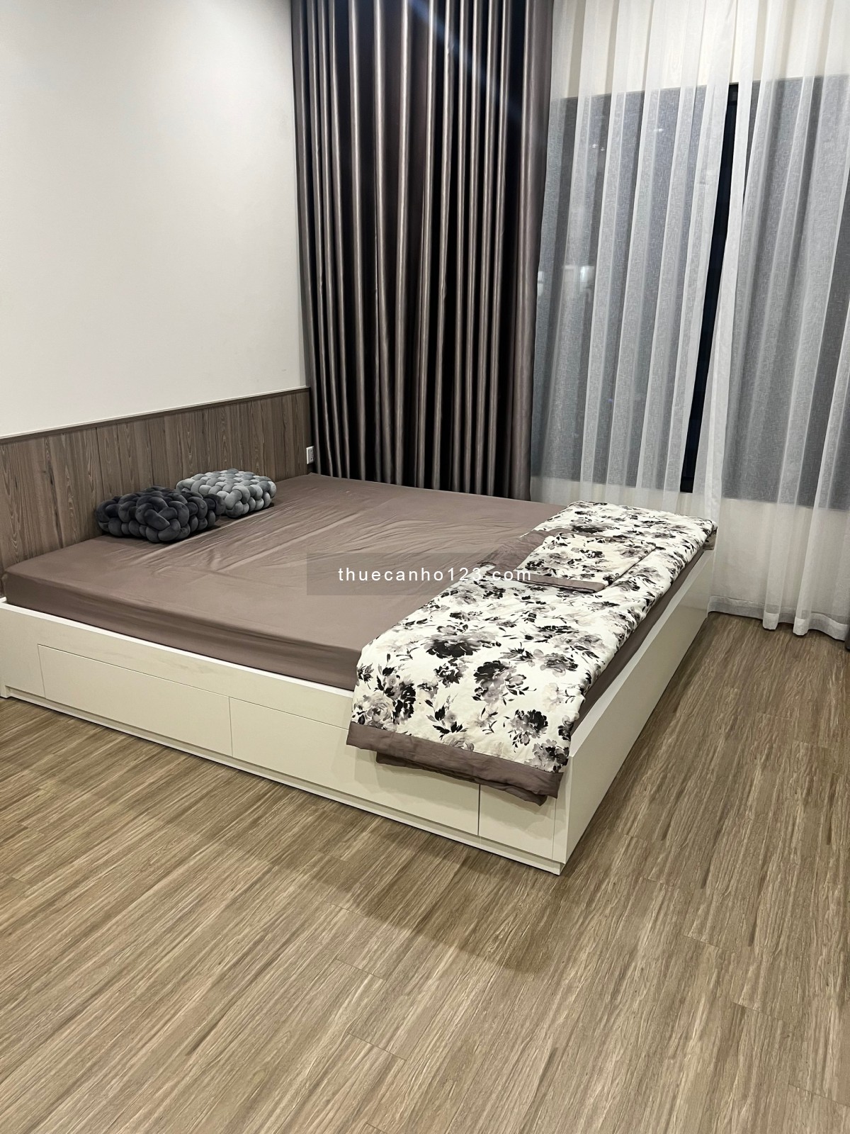 Studio full đồ, giá 7tr/1 tháng (nội thất mới), chỉ việc vào ở