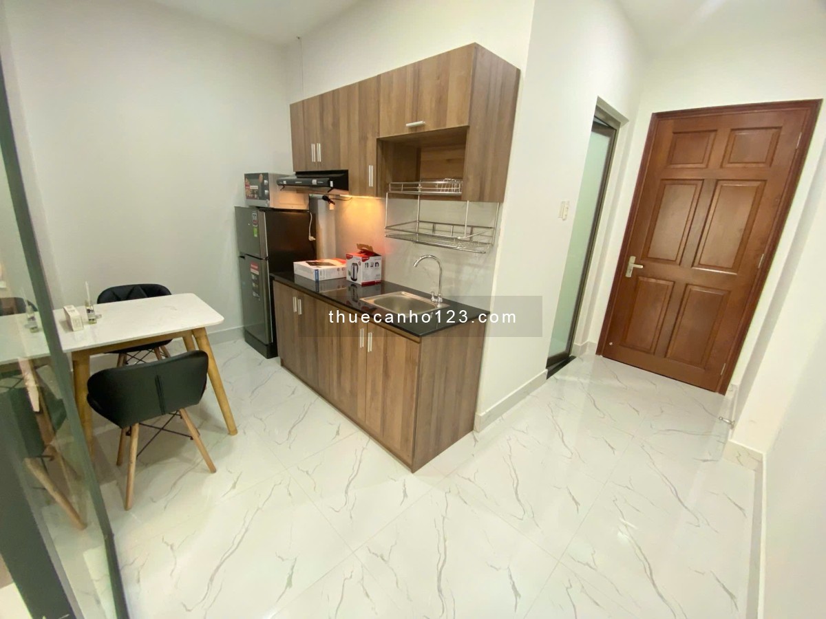 Căn Hộ 1 Phòng Ngủ Ban Công Full Nội Thất ( y hình Đúng Zá )