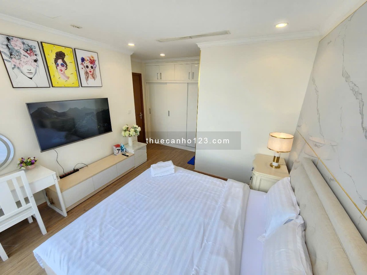 Quản lý cho thuê 1- 2 - 3 - 4pn Vinhomes Central Park và Landmark 81 giá tốt nhất LH : 0906322053