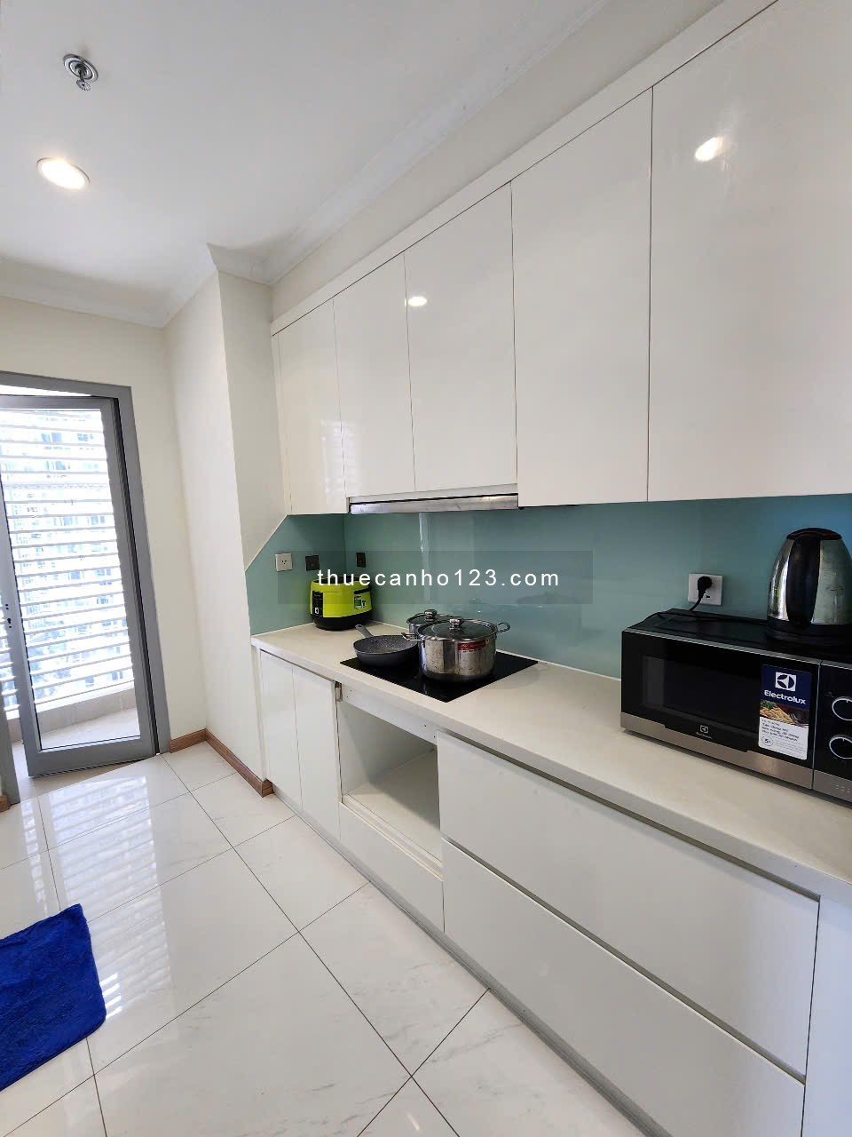 Quản lý cho thuê 1- 2 - 3 - 4pn Vinhomes Central Park và Landmark 81 giá tốt nhất LH : 0906322053