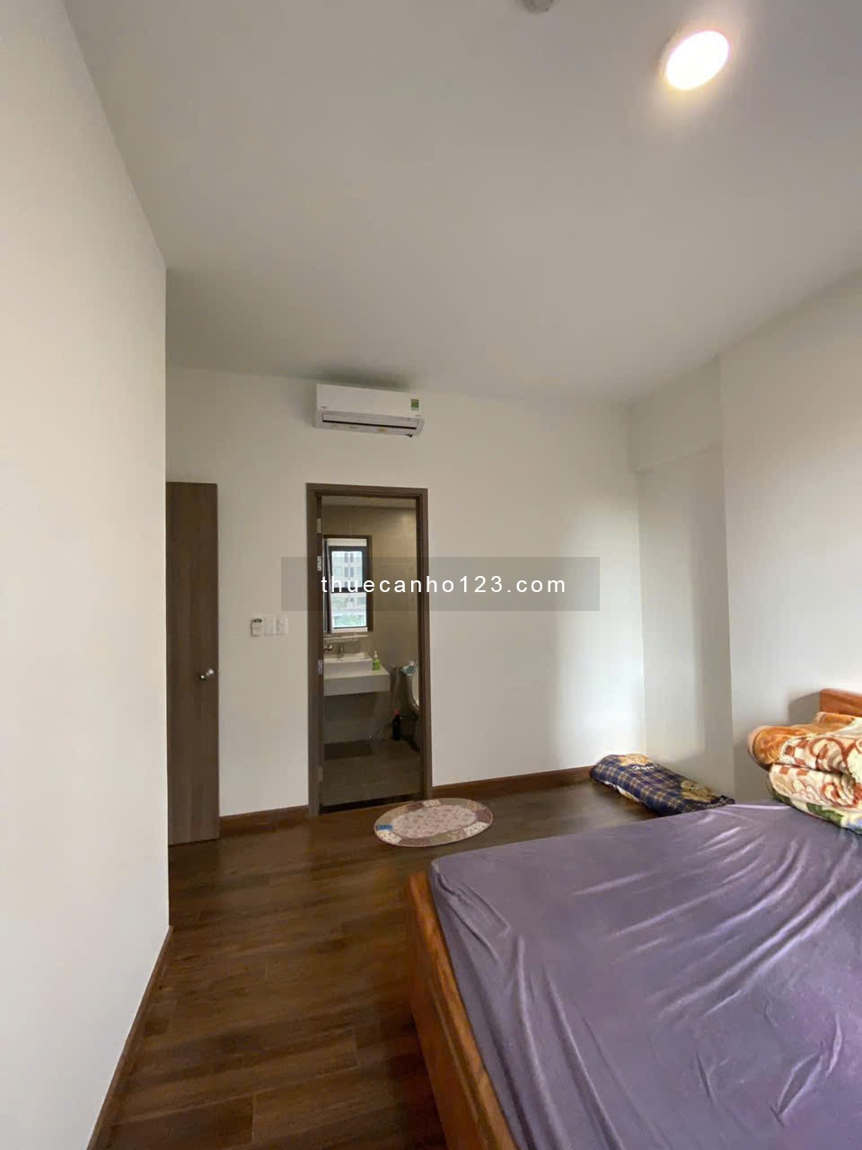 Chung cư Nguyễn Kim, Nhật Tảo, Q10: 3p ngủ, nội thất mới, 120m2, 15tr/th